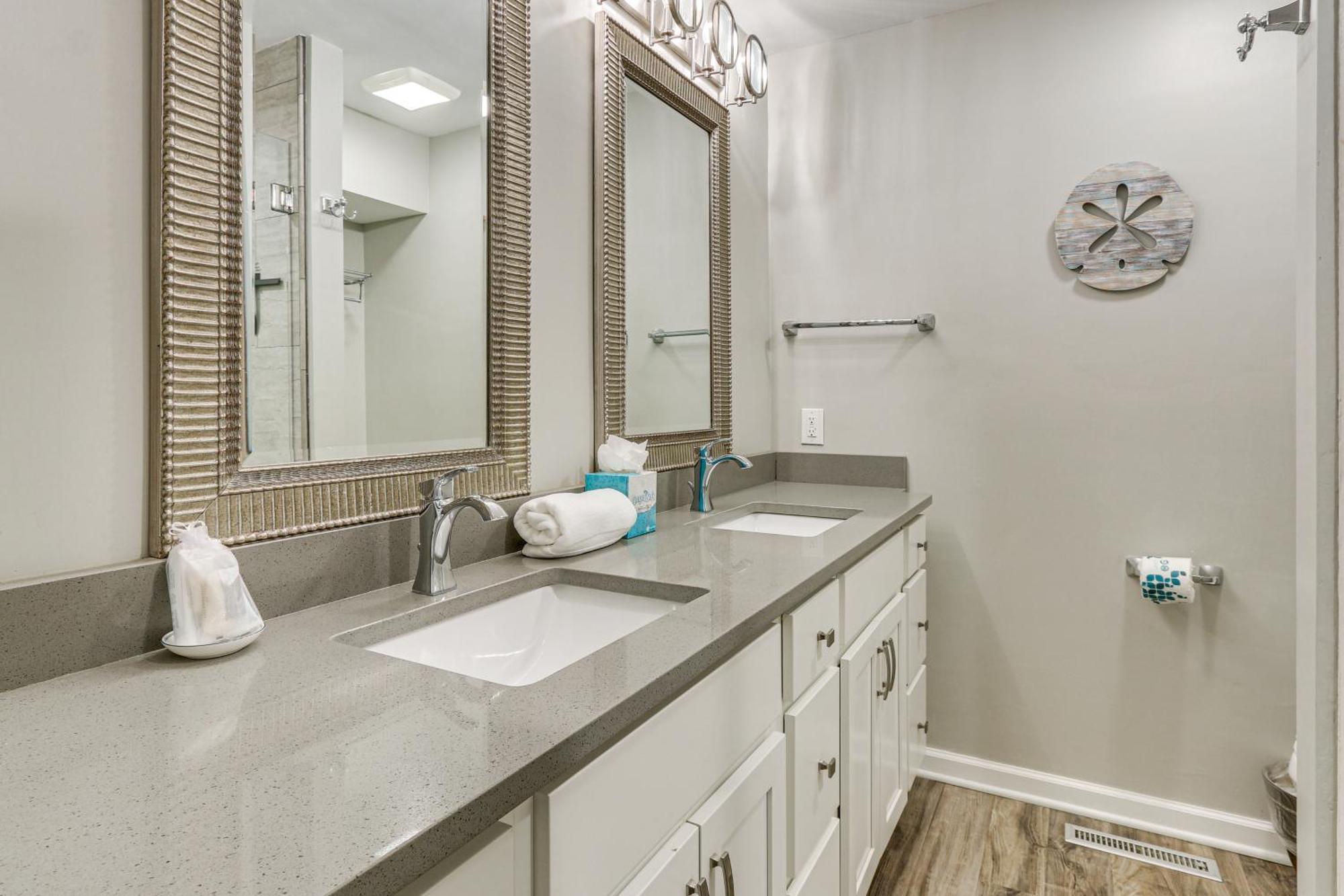 Modern Hilton Head Retreat Walk To Beach And Golf! ฮิลตันเฮดไอส์แลนด์ ภายนอก รูปภาพ