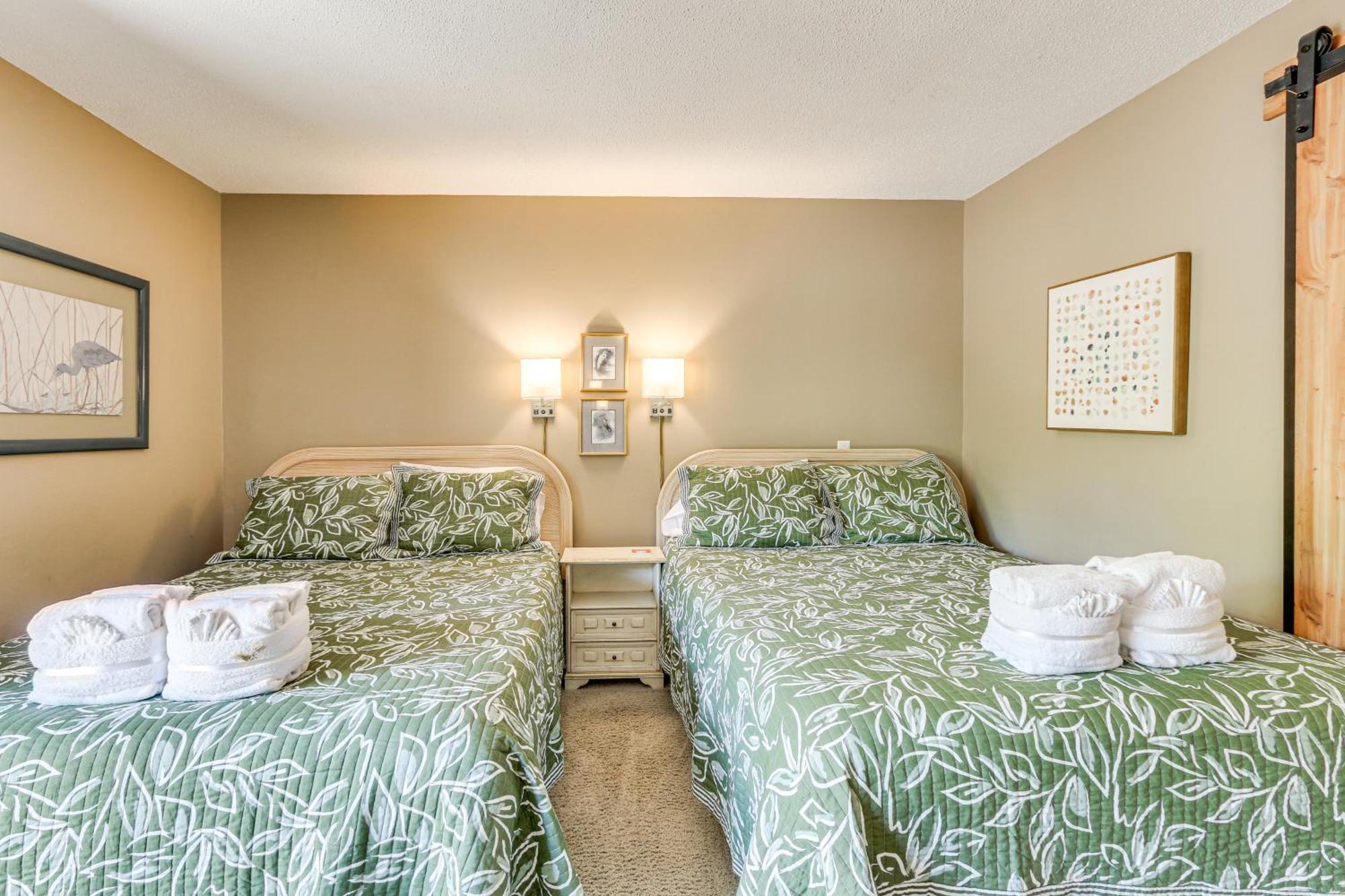 Modern Hilton Head Retreat Walk To Beach And Golf! ฮิลตันเฮดไอส์แลนด์ ภายนอก รูปภาพ